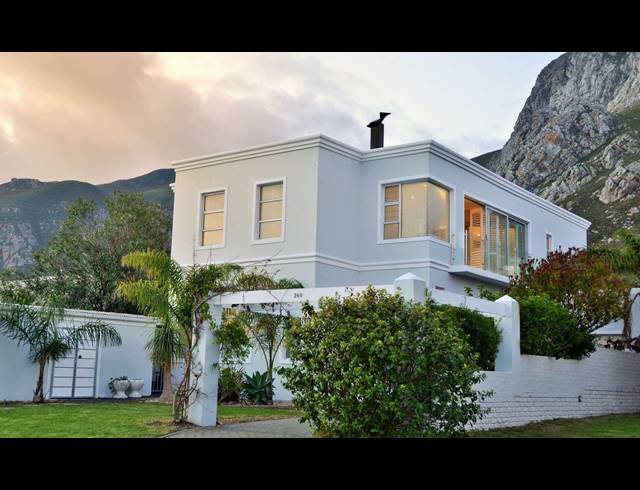5 BEDROOM FREEHOLD SOLD IN VOELKLIP